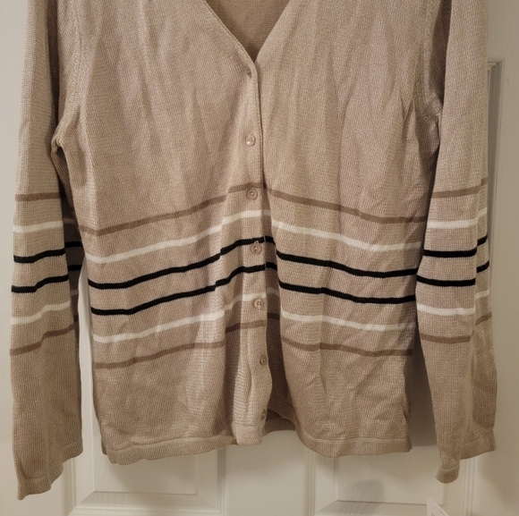 SWEATER - Picture 3 of 3